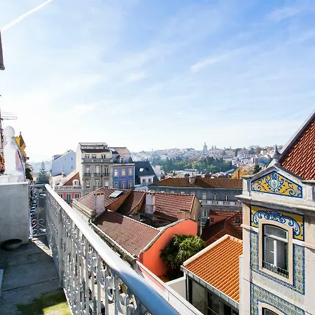 2 Beautiful Bdr Upscale Flat Embracing Tejo! 公寓 *