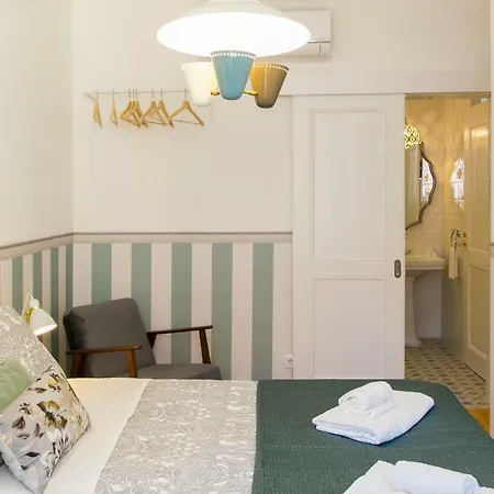 2 Beautiful Bdr Upscale Flat Embracing Tejo! 公寓 *