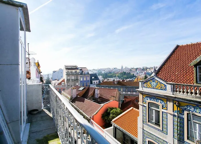 2 Beautiful Bdr Upscale Flat Embracing Tejo! 아파트 *