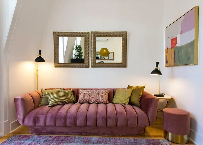 2 Beautiful Bdr Upscale Flat Embracing Tejo! 리스본