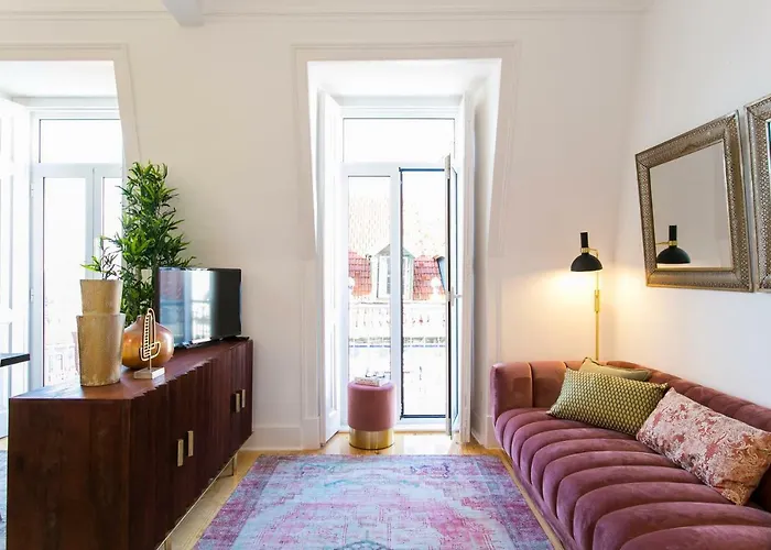2 Beautiful Bdr Upscale Flat Embracing Tejo! 아파트 리스본