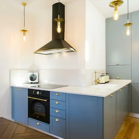 2 Beautiful Bdr Upscale Flat Embracing Tejo! Apartament Lizbona